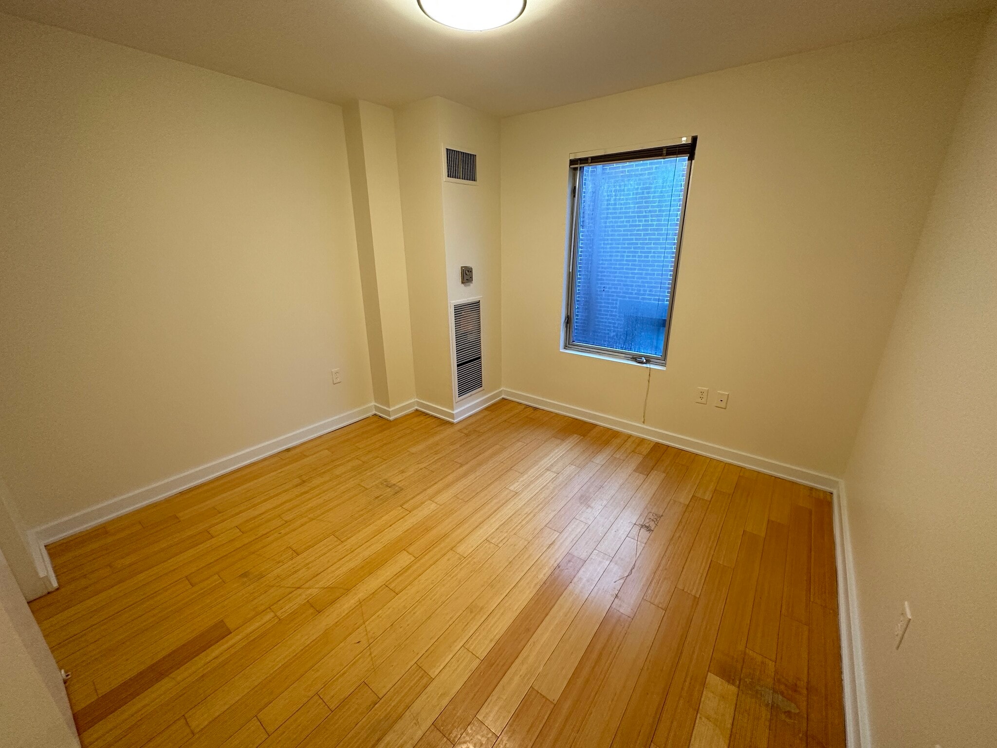 Building Photo - 7 Boylston Sq