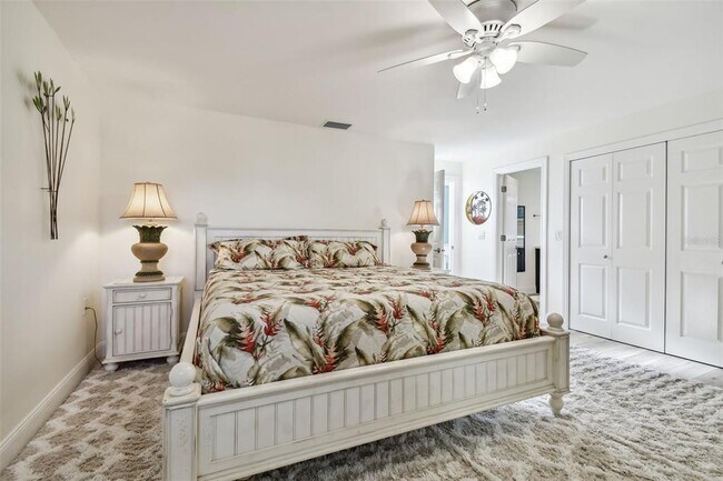 Building Photo - 240 Windward Passage