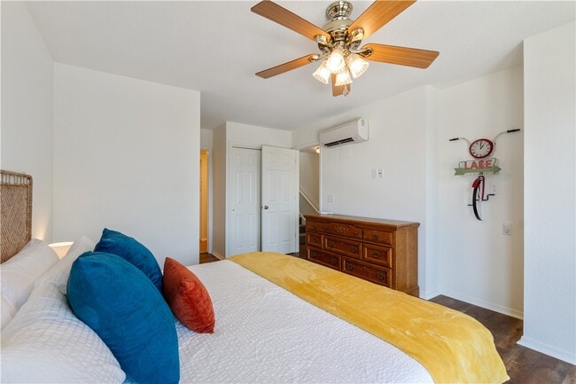 Building Photo - 14813 Dutchmans Dr