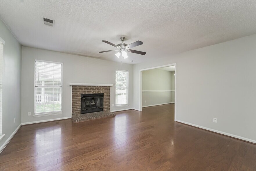 Building Photo - 10327 Conistan Pl