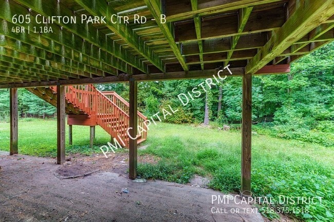 Building Photo - 605 Clifton Park Center Rd