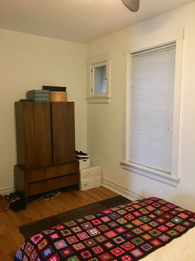 Building Photo - 1837 N Humboldt Blvd