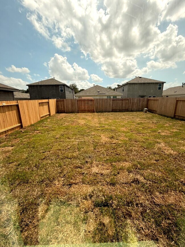 Building Photo - 21323 Newberry Grv Ln