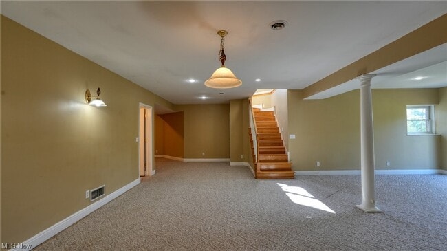 Building Photo - 158 Chelsea Cove