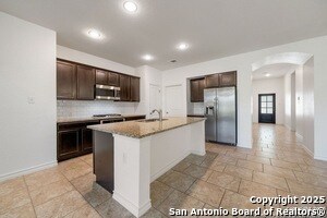 Building Photo - 14724 Costa Leon