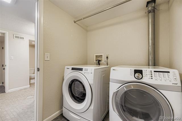 Building Photo - 1300 S Holly St