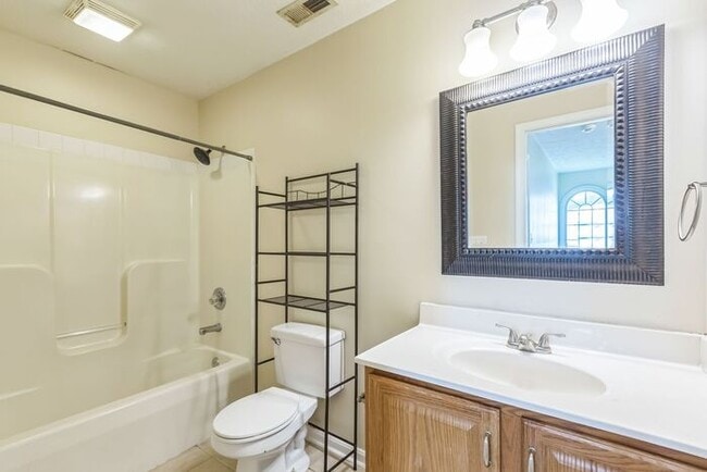 Building Photo - 20860 Ark Ct