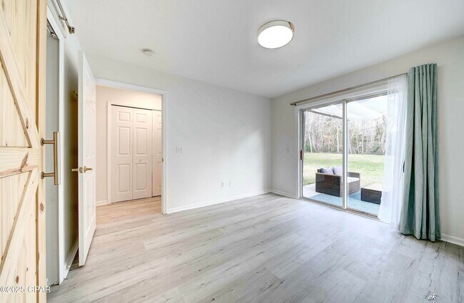 Building Photo - 2625 Lagoon Knoll Dr