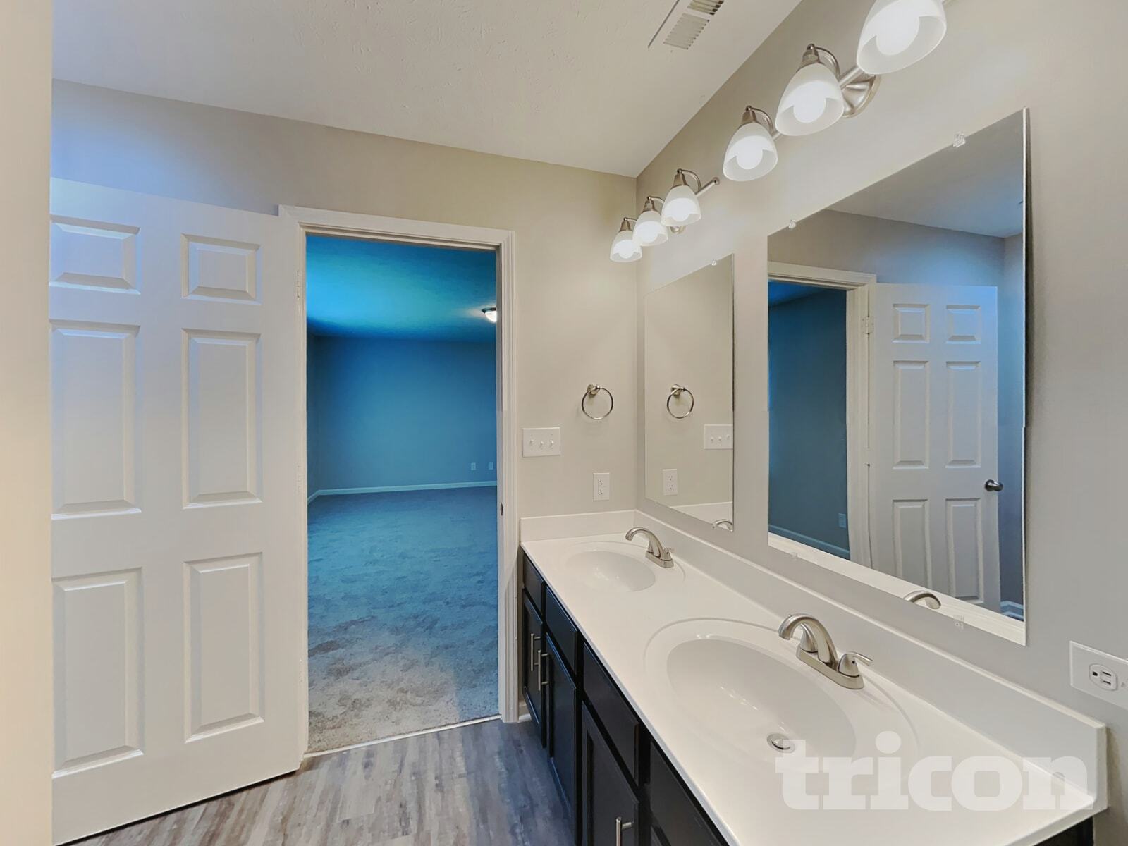 Building Photo - 7538 Mather Ln