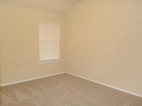 Building Photo - 2824 Castle Creek Dr
