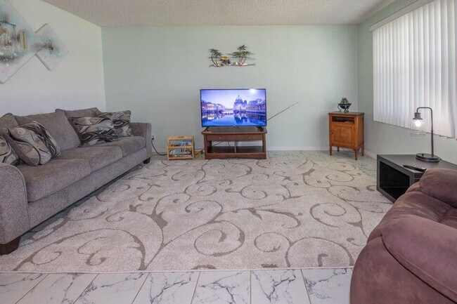 Building Photo - 216 N Federal Hwy