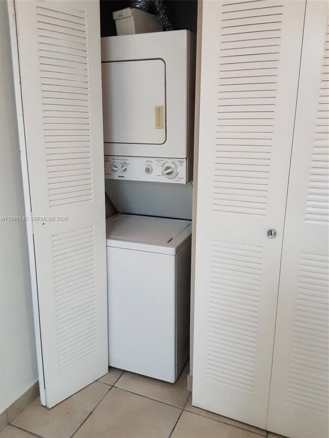 Building Photo - 15600 SW 80th St