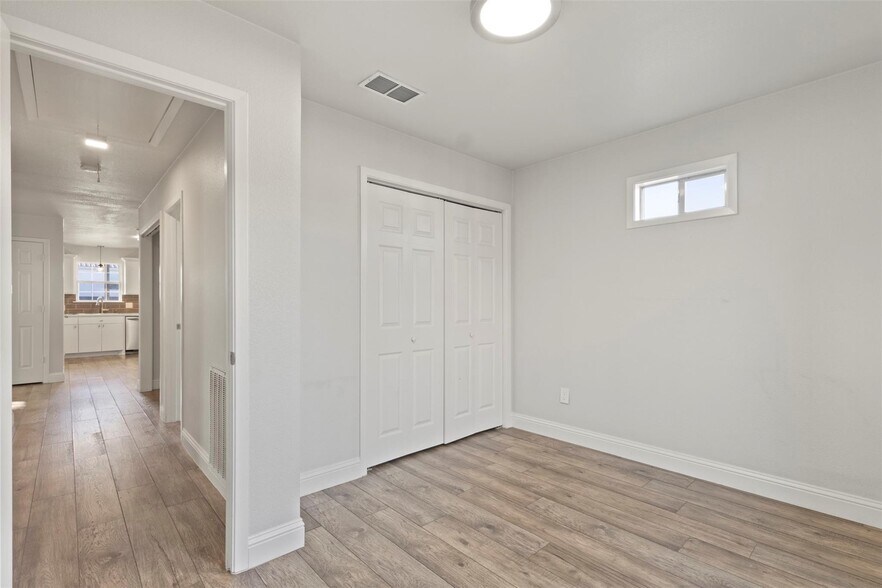 Building Photo - 314 Woodard St