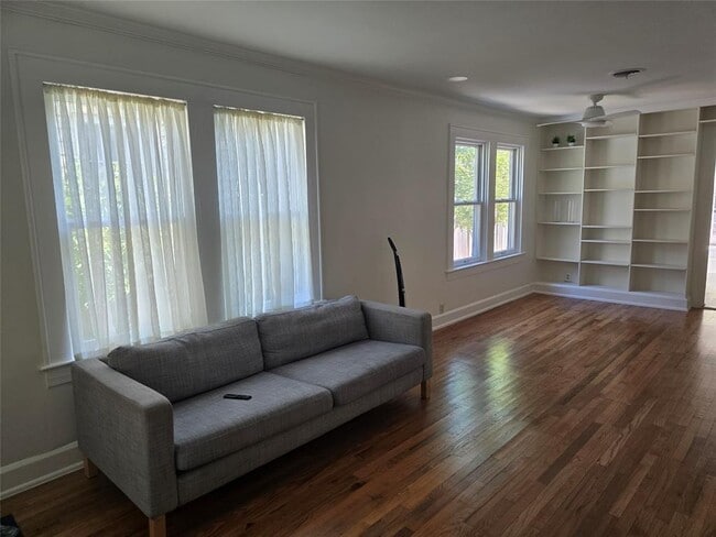 Building Photo - 4213 Ramsey Ave