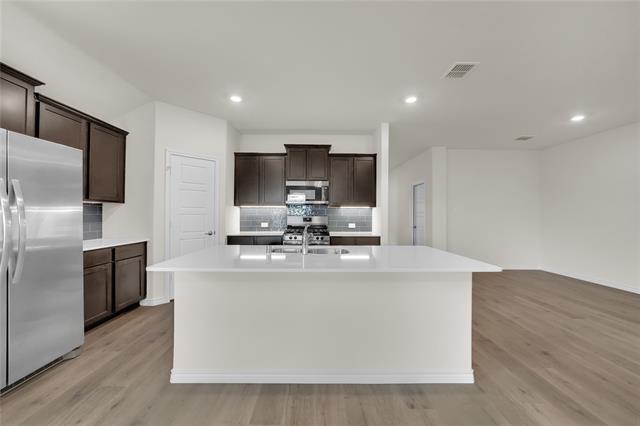 Building Photo - 2044 Hearn Dr