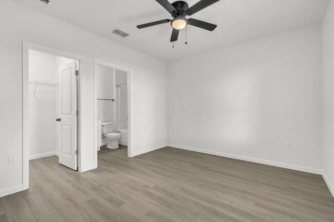 Building Photo - 2535 Slim Haywood Ave