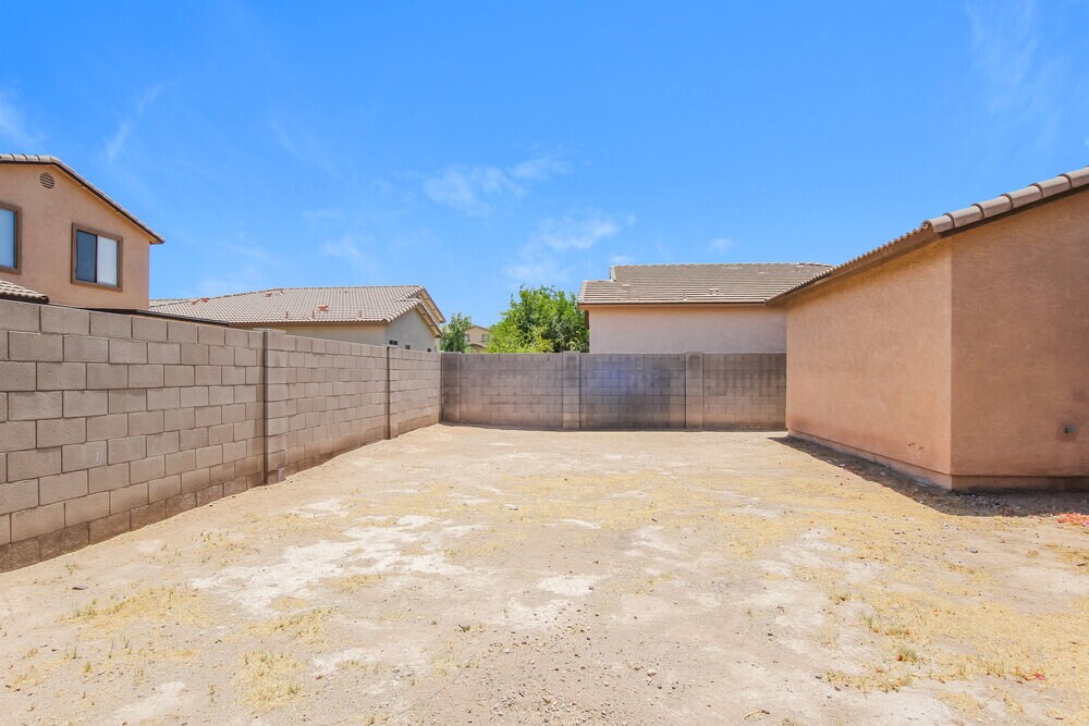 Building Photo - 7907 S 50th Ln