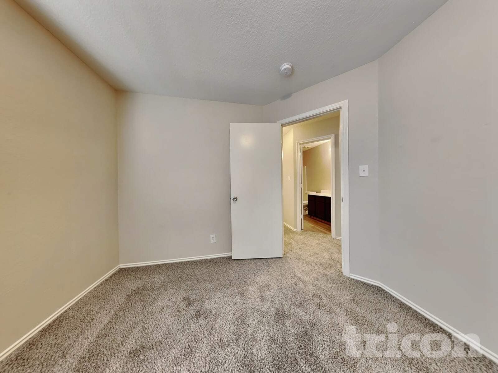 Building Photo - 2615 Thunder Gulch