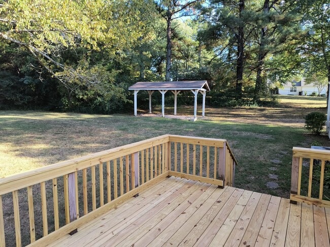 Building Photo - 715 Northview Cir