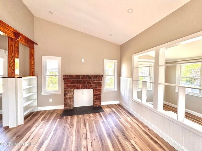 Building Photo - 408 Forepeak Ave