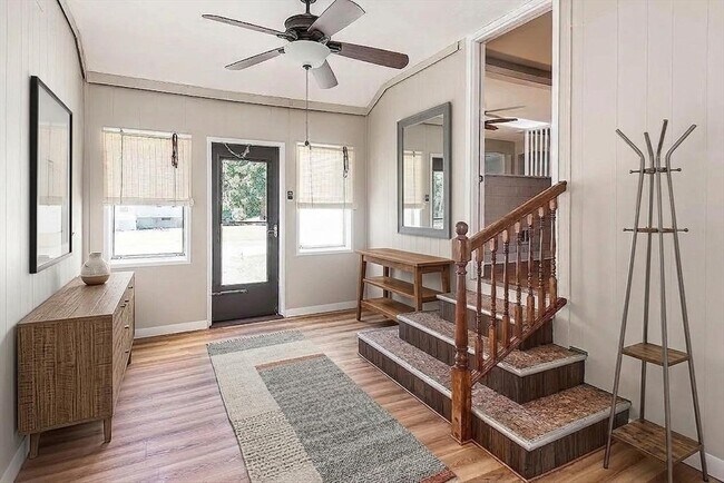 Building Photo - 26 Lee Rd