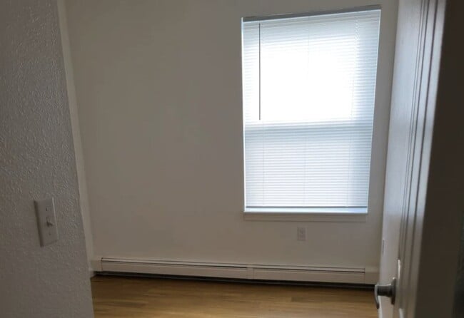 Building Photo - 701 Park Ave