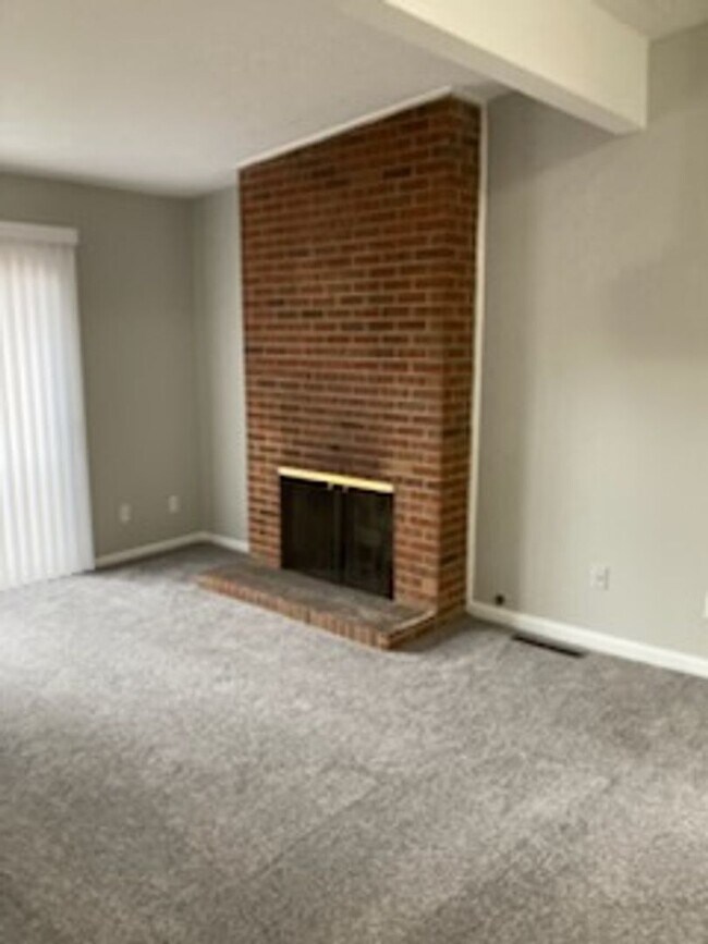 Building Photo - 3707 SW 29th Terrace