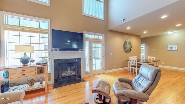 Building Photo - 401 Waverly Hills Dr