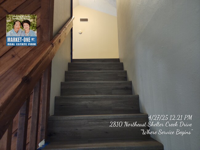 Building Photo - 2810 NE Shelter Creek Dr