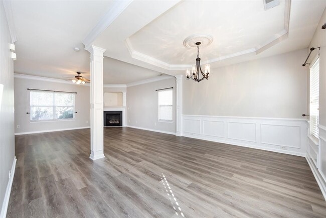 Building Photo - 4811 Sunburst Ln