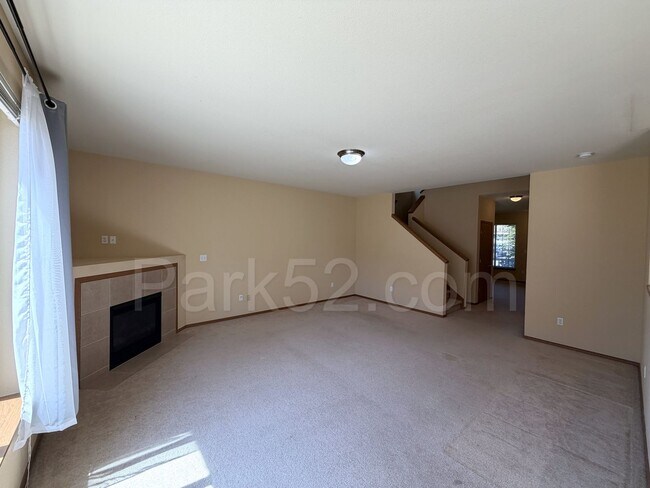 Building Photo - 11328 185th St E