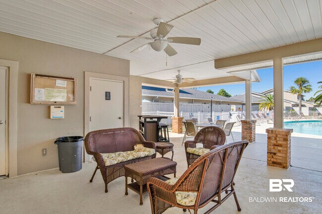 Building Photo - 501 Cotton Creek Dr