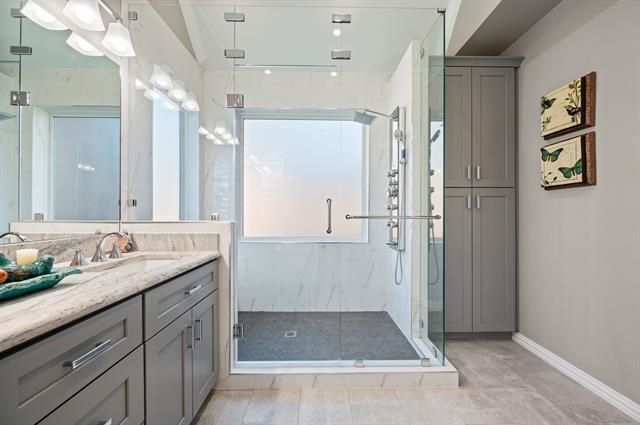 Building Photo - 1093 Woodbriar Dr