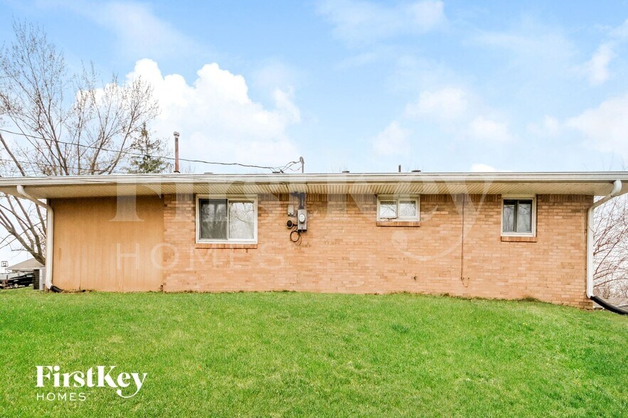 Building Photo - 416 Ada Ln