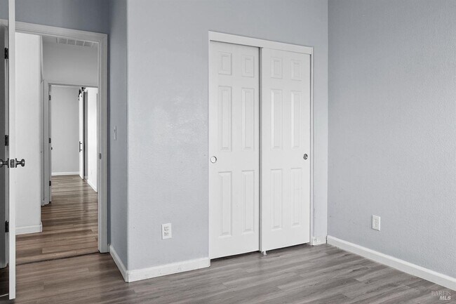 Building Photo - 1079 Portofino Ave