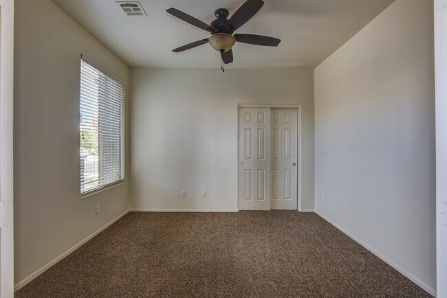 Building Photo - 3 Bedroom + a Den For Rent In Pronghorn Ra...