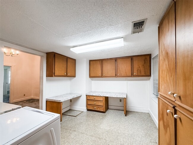 Building Photo - 102 Besch Wilburn Ln