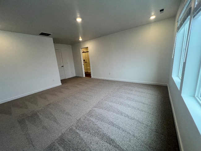 Building Photo - 4112 W Cirrus Ln