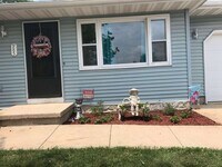 Building Photo - 985 Lum Ave