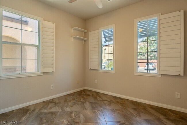 Building Photo - 2279 Autumn Fire Ct