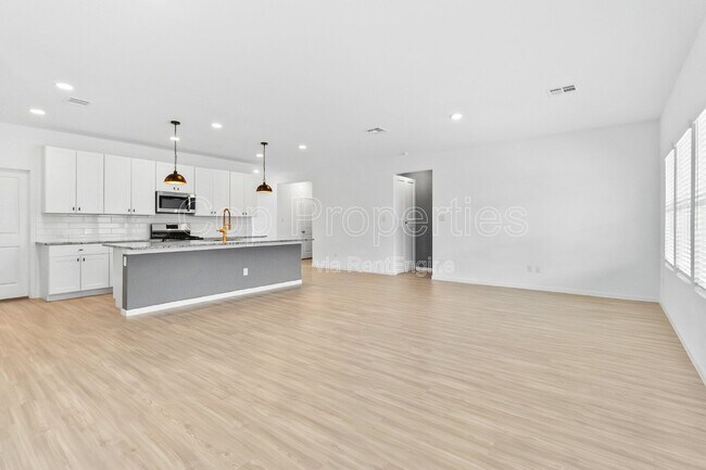Building Photo - 31821 Nimbus Dr