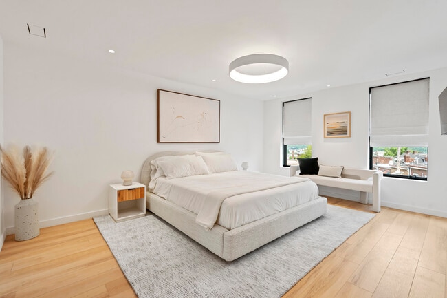 Building Photo - 4037 Penn Ave