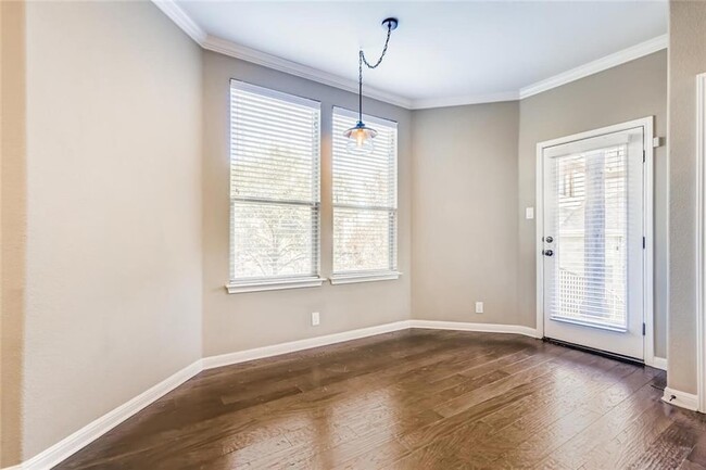 Building Photo - 7500 Colina Vista Loop