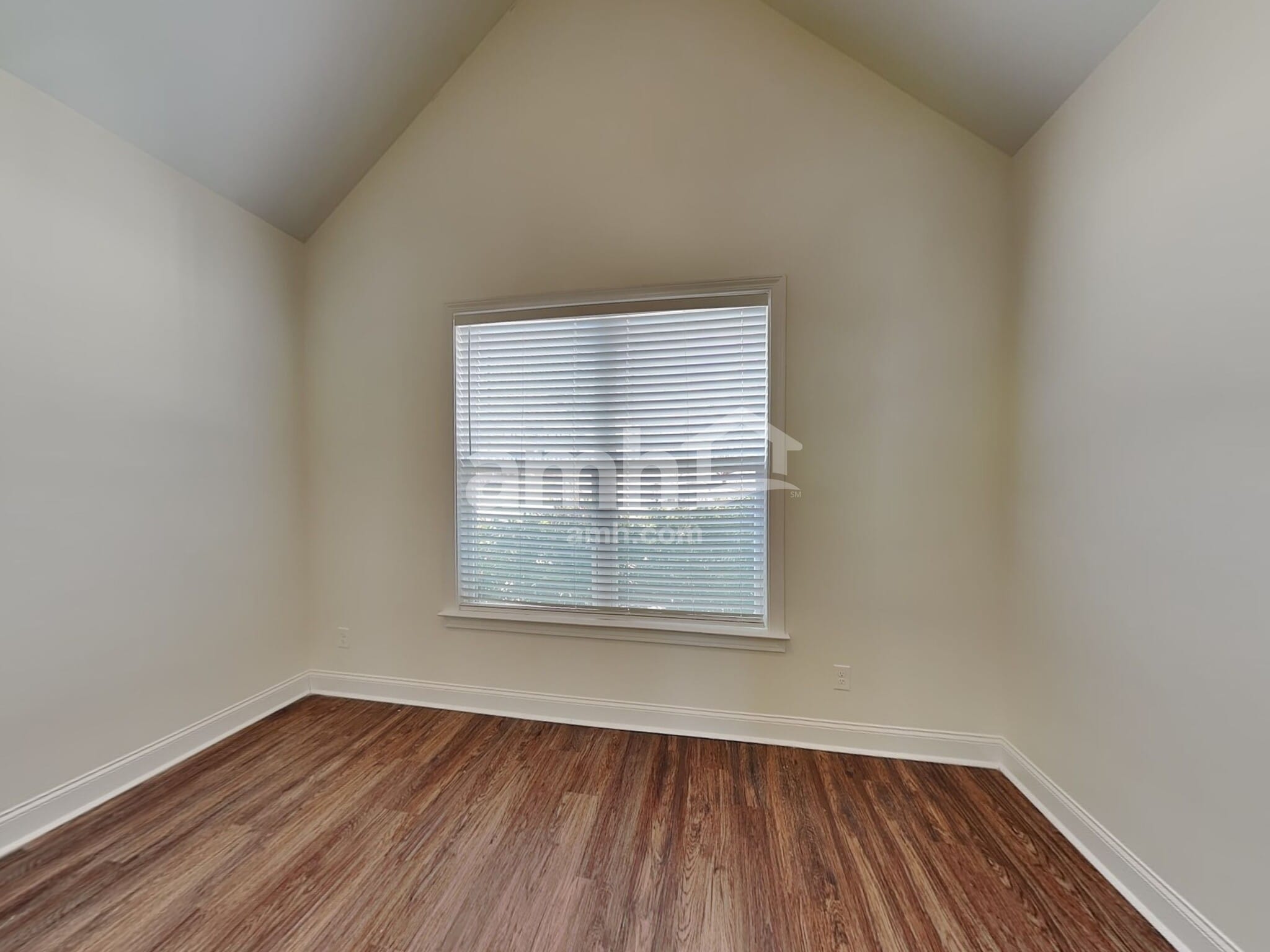 Building Photo - 776 Somersby Dr