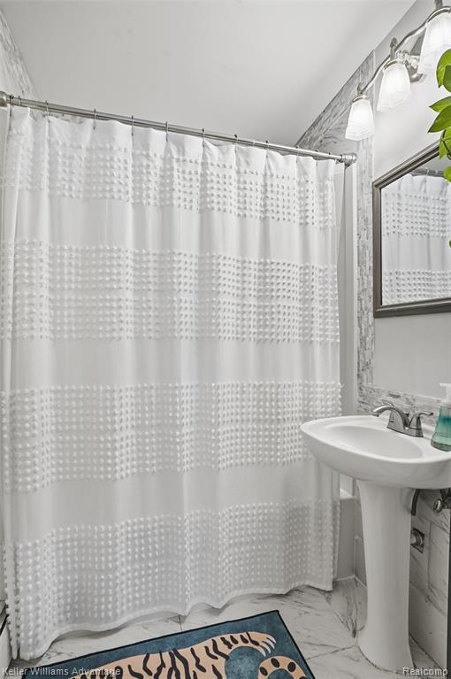 Building Photo - 101 Base Line Rd