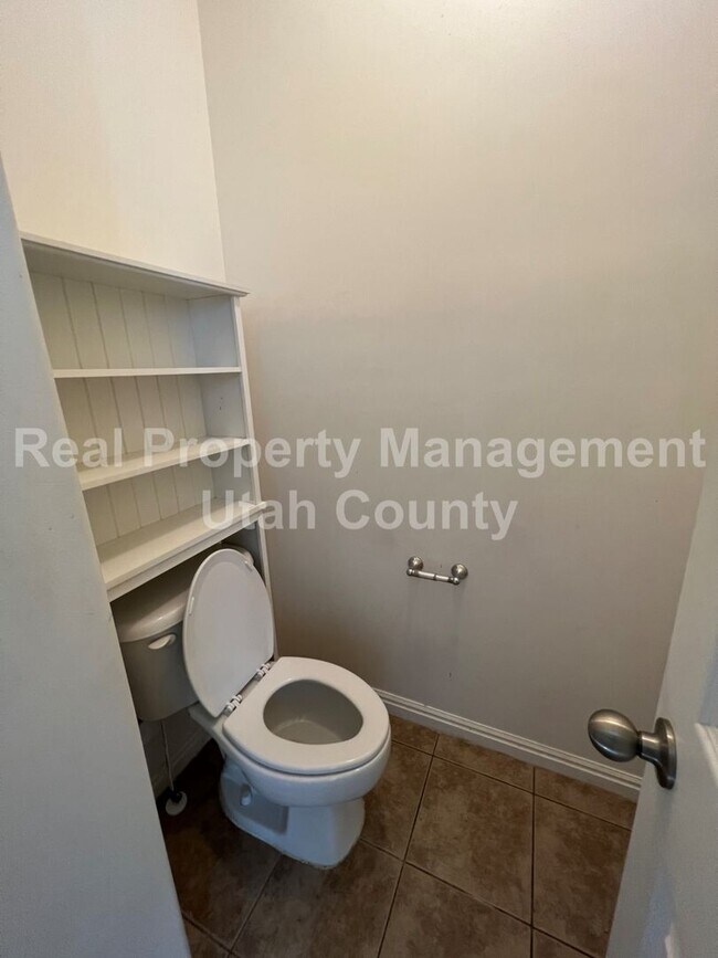 Building Photo - New Lower Price. South Jordan Home
