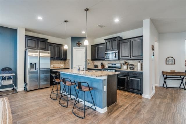 Building Photo - 16025 Charing Cross Dr