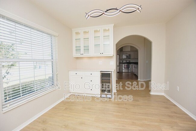 Building Photo - 1606 Taylor Landing Dr