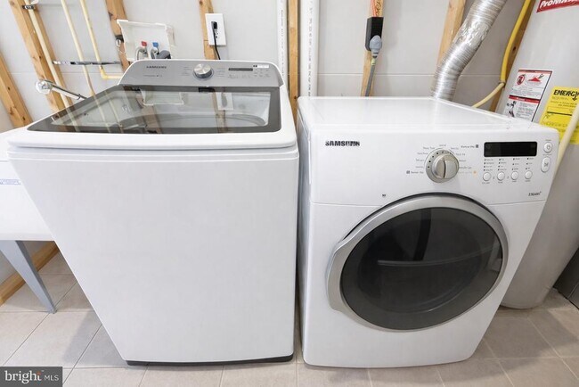 Building Photo - 14020 Jump Dr