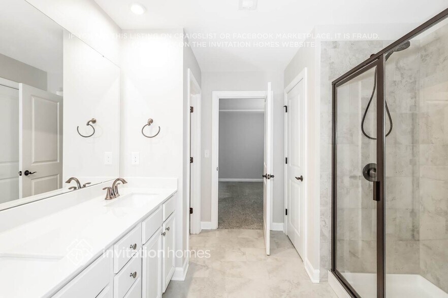 Building Photo - 8617 Caruthers Dr